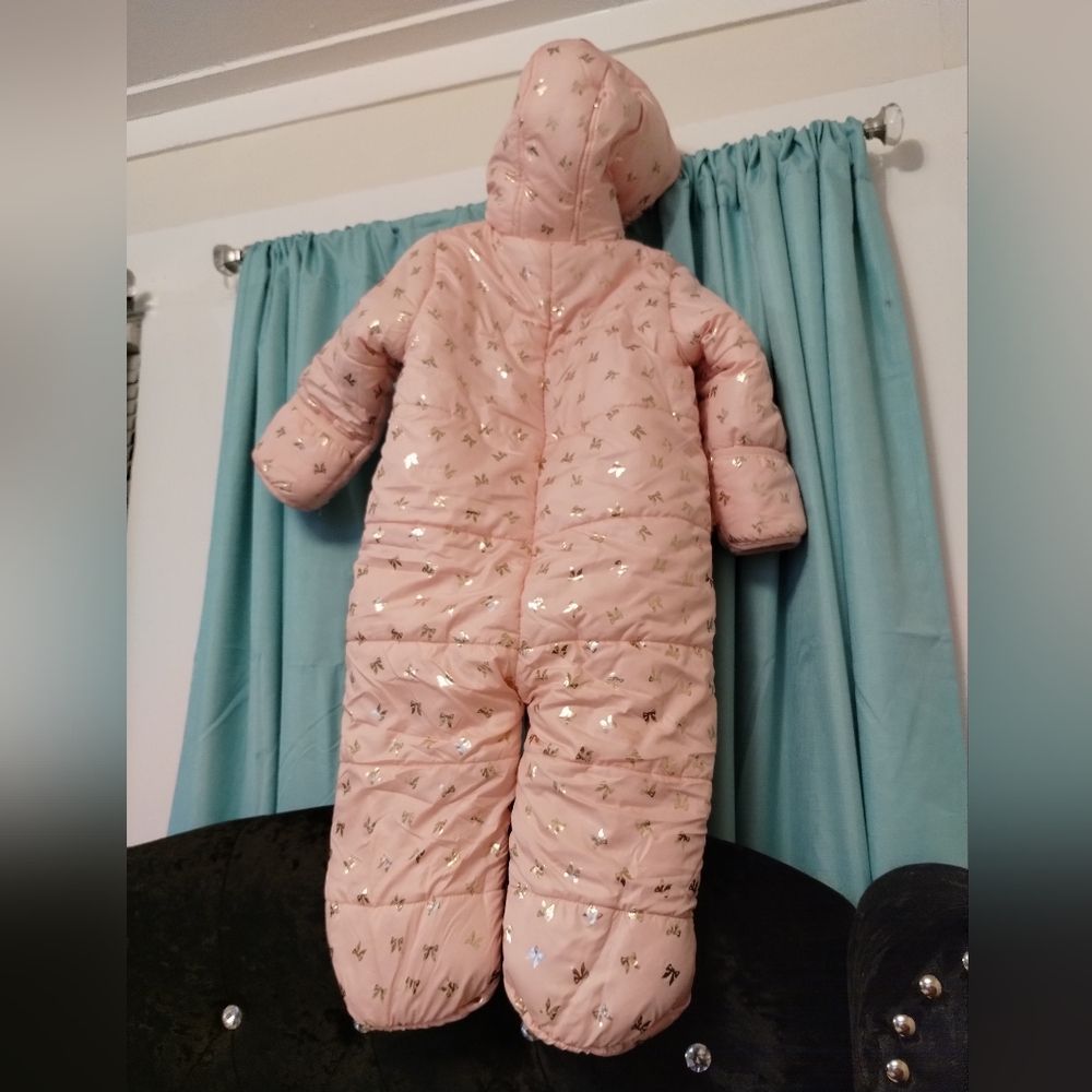 Snowsuit - Picture 2 of 3